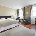 Marrol\'s Boutique Hotel